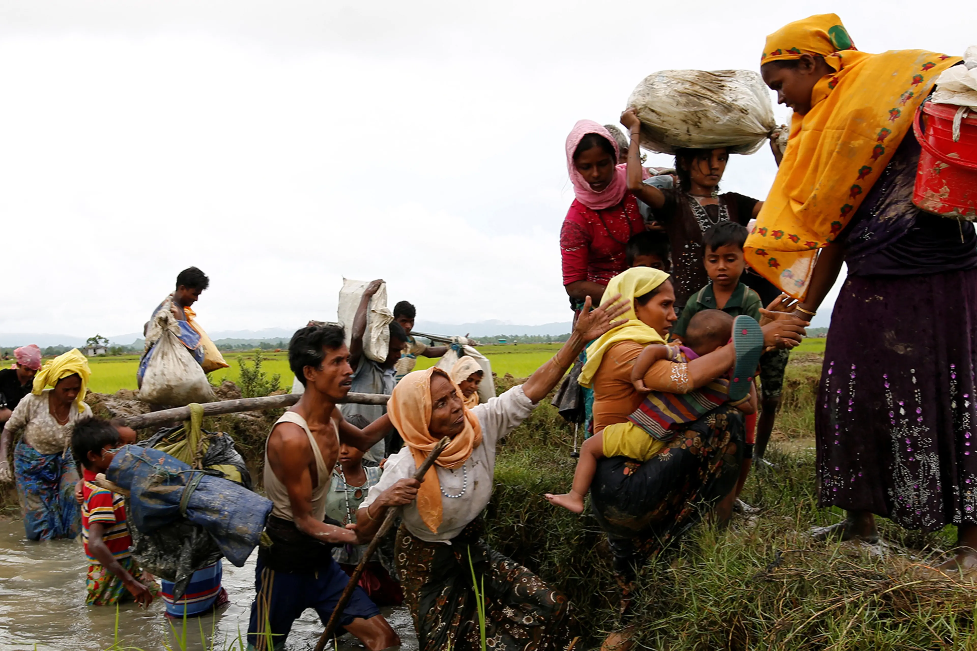 Rohingya Refugees Flee Myanmar to Bangladesh